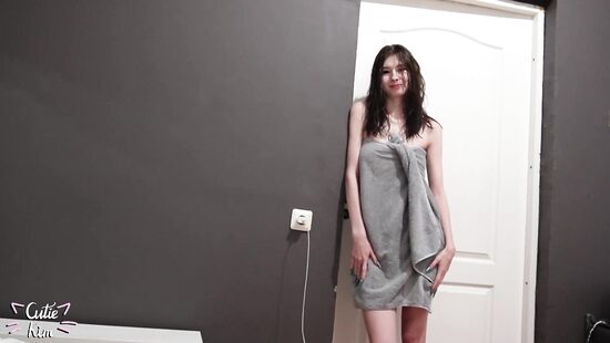 Если соседка снизу порно актриса