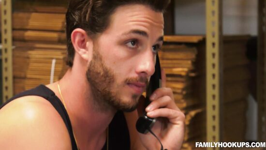 Мой сводный брат соблазнил меня