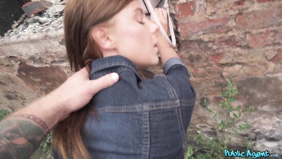 Пожалуйста, возьми деньги и член в рот