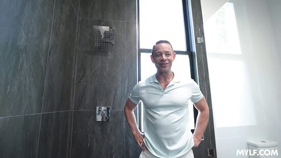 Глоточек воды и за работу, приятель