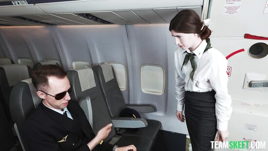 Летайте с авиалиниями "Мокрые трусики"