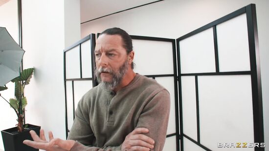 Член к крупным планам готов