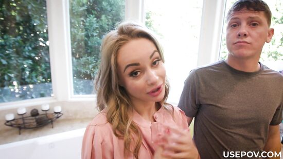 Дружелюбная соседка для секса