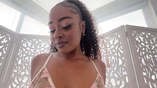 Не бывает настолько гигантских членов!