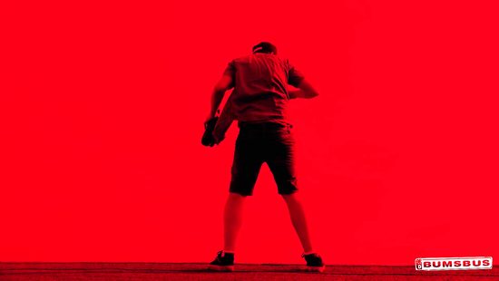 Любительница чупа-чупсов согласилась на секс с пикапером за деньги