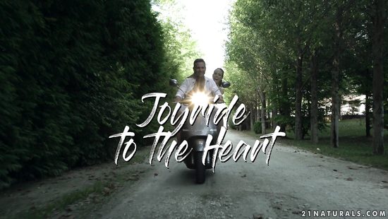 Устроил для красивой подружки пикник и чпокнул на природе