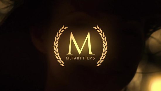 После чашечки кофе украинская красотка показала сочную киску