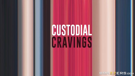 Простой уборщик в офисе помог кончить сексуальной начальнице