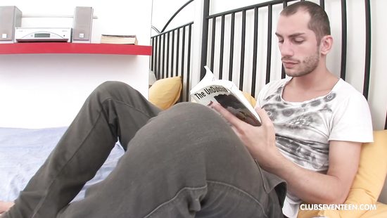 Получила в жопу толстый член и забыла про все былые проблемы