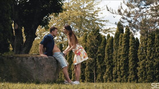 Чудный день для прогулки и секса