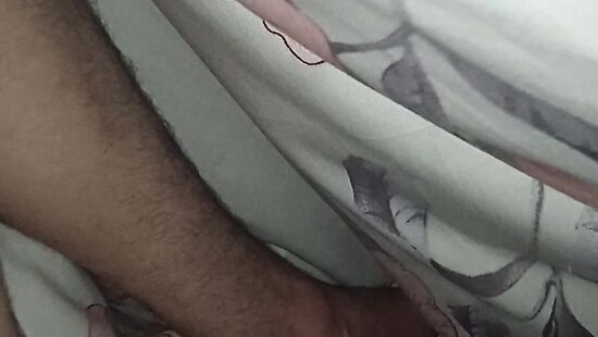 Порой то днём иль ночью, проснешься а младший брат говорит возьми меня в руку и найди