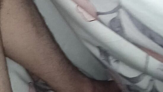 Порой то днём иль ночью, проснешься а младший брат говорит возьми меня в руку и найди