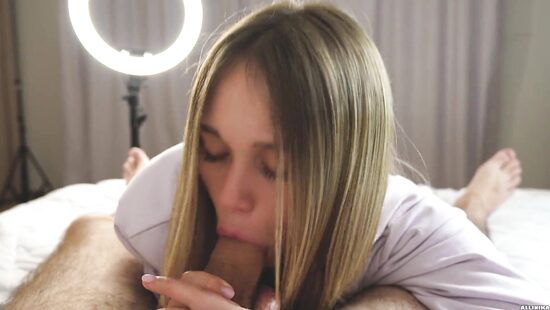 Хотела кончить в одиночку?