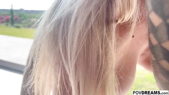 Первое, чего хочется в отпуске - кончить