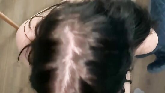 Моя лучшая подруга,делает мальчику хорошо.