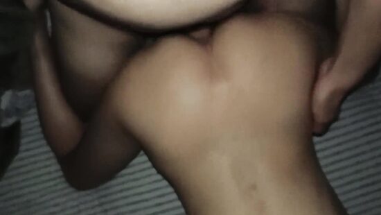 Секс с подругой без презерватива.