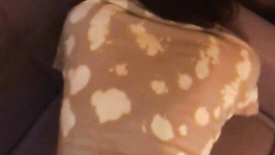 Как-то одним скучным вечером, подруга позвала в гости...