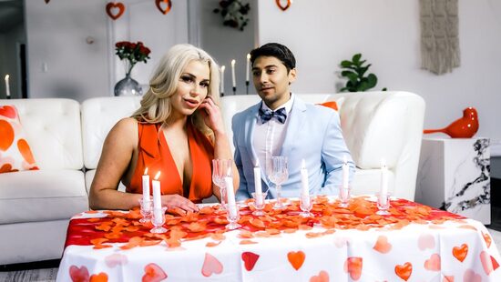 Никто не должен грустить в День влюбленных