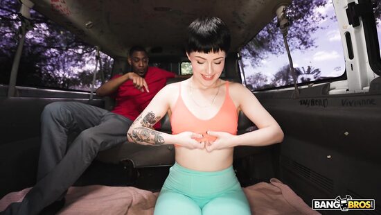 Сколько в этом городе психов