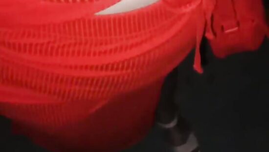 Отсосала подписчику в подъезде