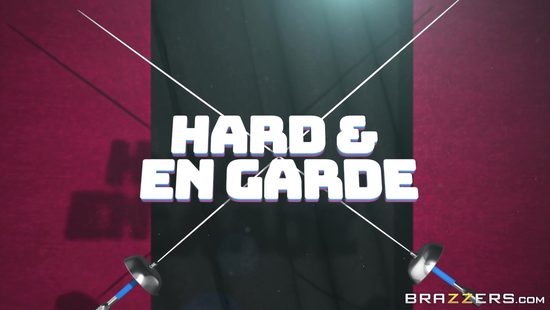 Записалась на уроки фехтования ради длинного члена лысого инструктора