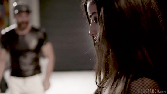 Знойные подружки занялись лесбийским сексом после жесткого траха с мужиками