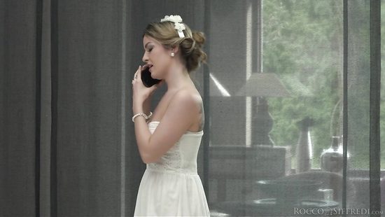 Пришла на собеседование и дала одновременно директору и заместителю