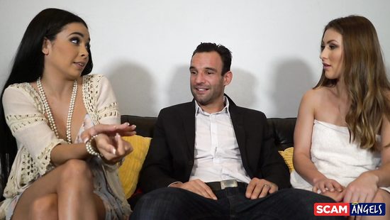 Шантажистки развели на секс женатого соседа и сняли всё на камеру