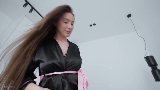 Две дозы спермы для мокрой Эми