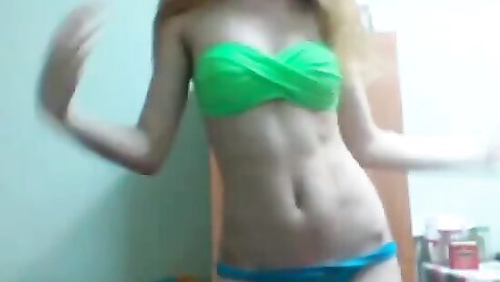 Очень красивая дама