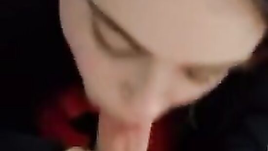 Шикарный отсос от подруги 2.