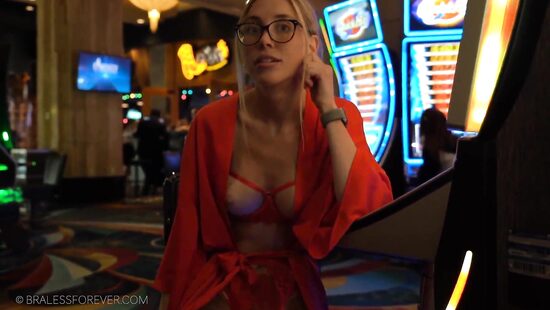 В казино без трусов не пускают