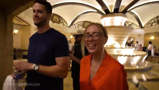 В казино без трусов не пускают