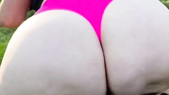 попка тряс на мото! больше роликов в моем телеграмме лс @BigTiti