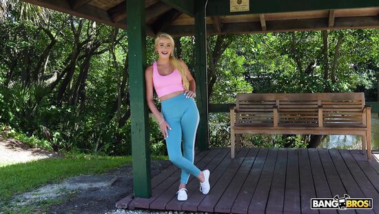 Снежки в БэнгБусе