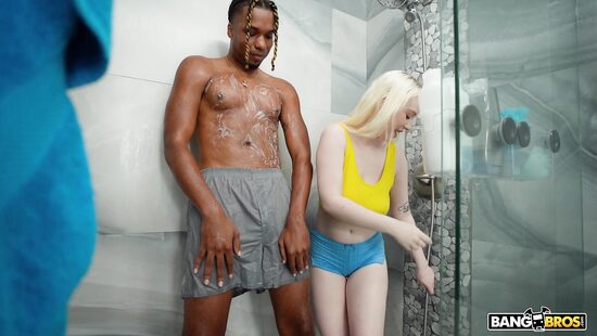 Душевое признание с шагом в постель