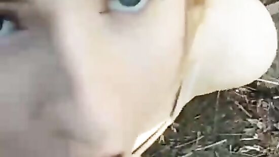 Трах с одной малышкой на природке;)