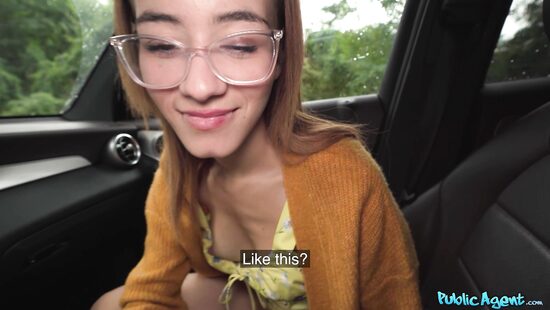 Худая, но писька растягивается