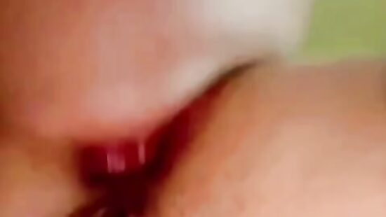 Лижу киску шлюшке