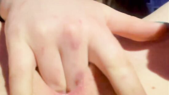 Подруга кайфует