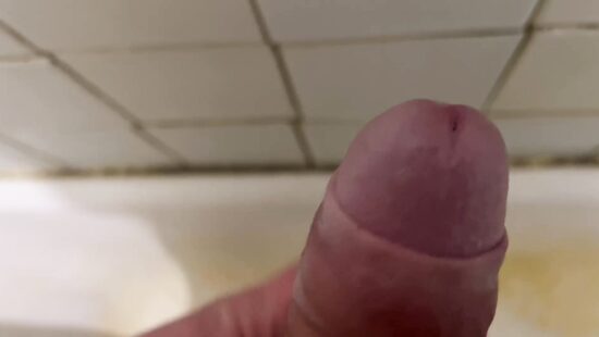 Кому слить в ротик?