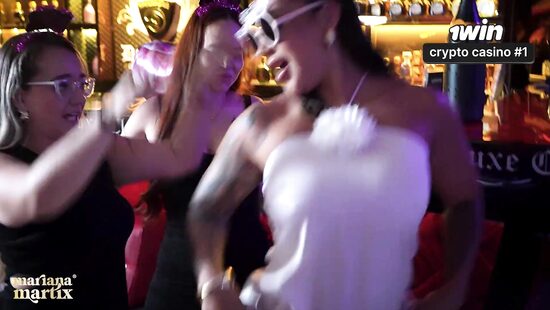 Королевский отлизон на девичнике