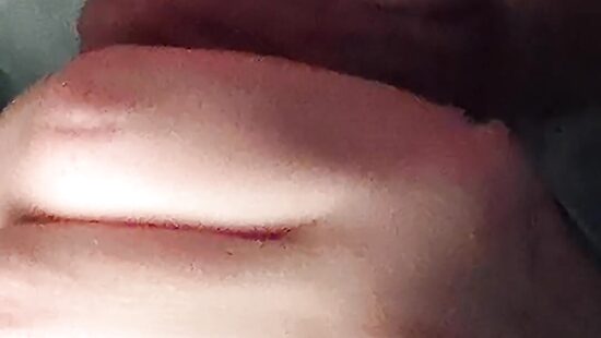 Посасывает