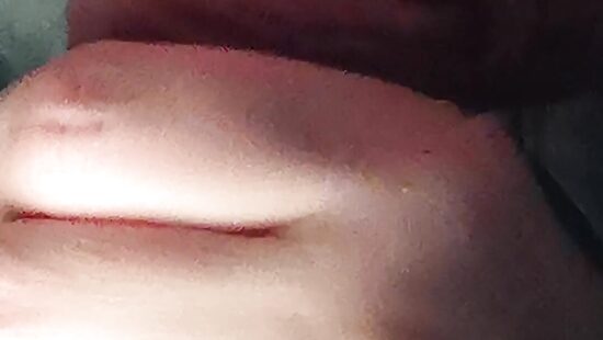 Посасывает