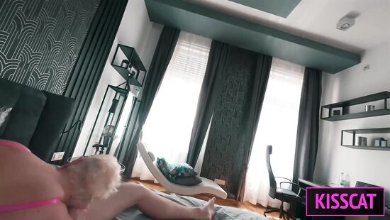 Лишняя пара рук и дырок не помешает