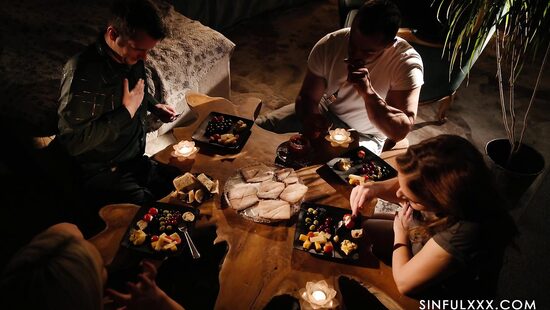 Уикенд разврата. Конец вчетвером