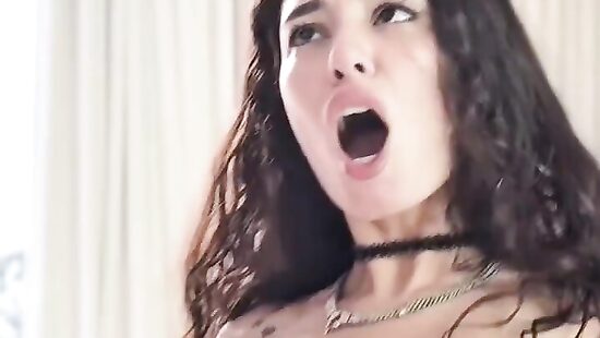 Так взбивают пюрешку в столовой