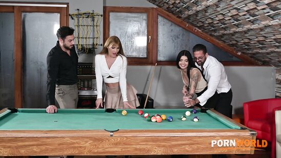 Мочалки ещё мокрые, а шары уже в лузах