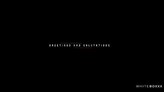 Длинноногая красотка оседлала член мужика после стриптиза в кровати