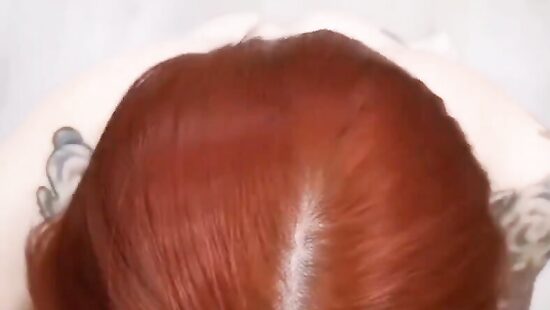 Как же шикарно сосёт этот зайчик)